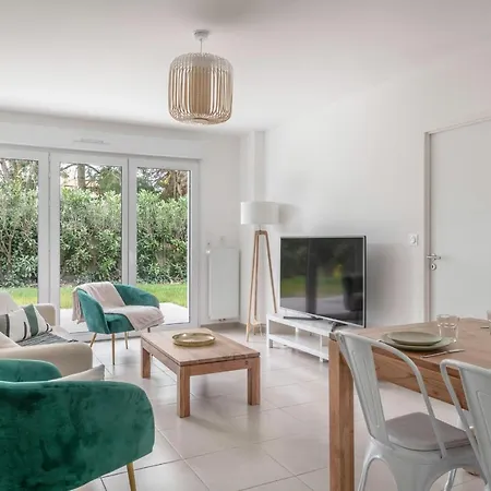 Moderne Pour 4 Situe A Apartmán La Baule